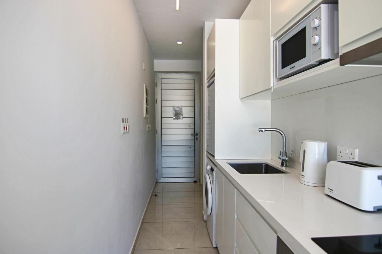 Apartamento Phaedrus Living - Seaside Luxury Flat Harbour 108 Paphos Exterior foto
